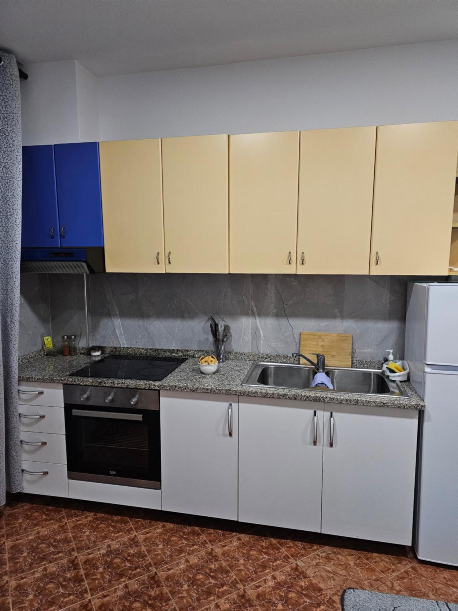 Geljus Apartment Tirana Extérieur photo